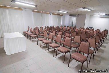 Flat Itarare Tower 公寓式飯店 2*